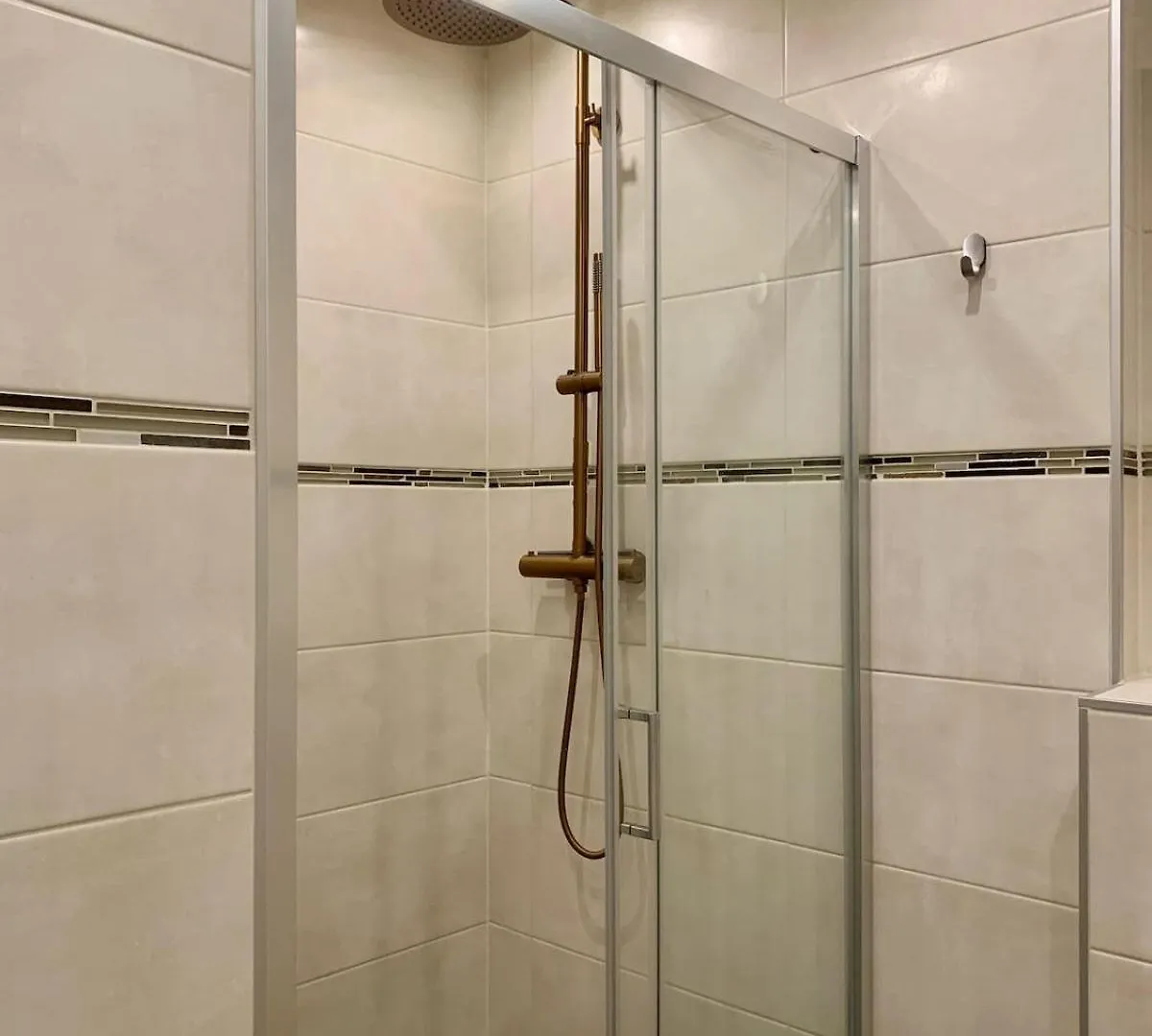 Apartment In Central Location With Free Parking Space Мюнхен